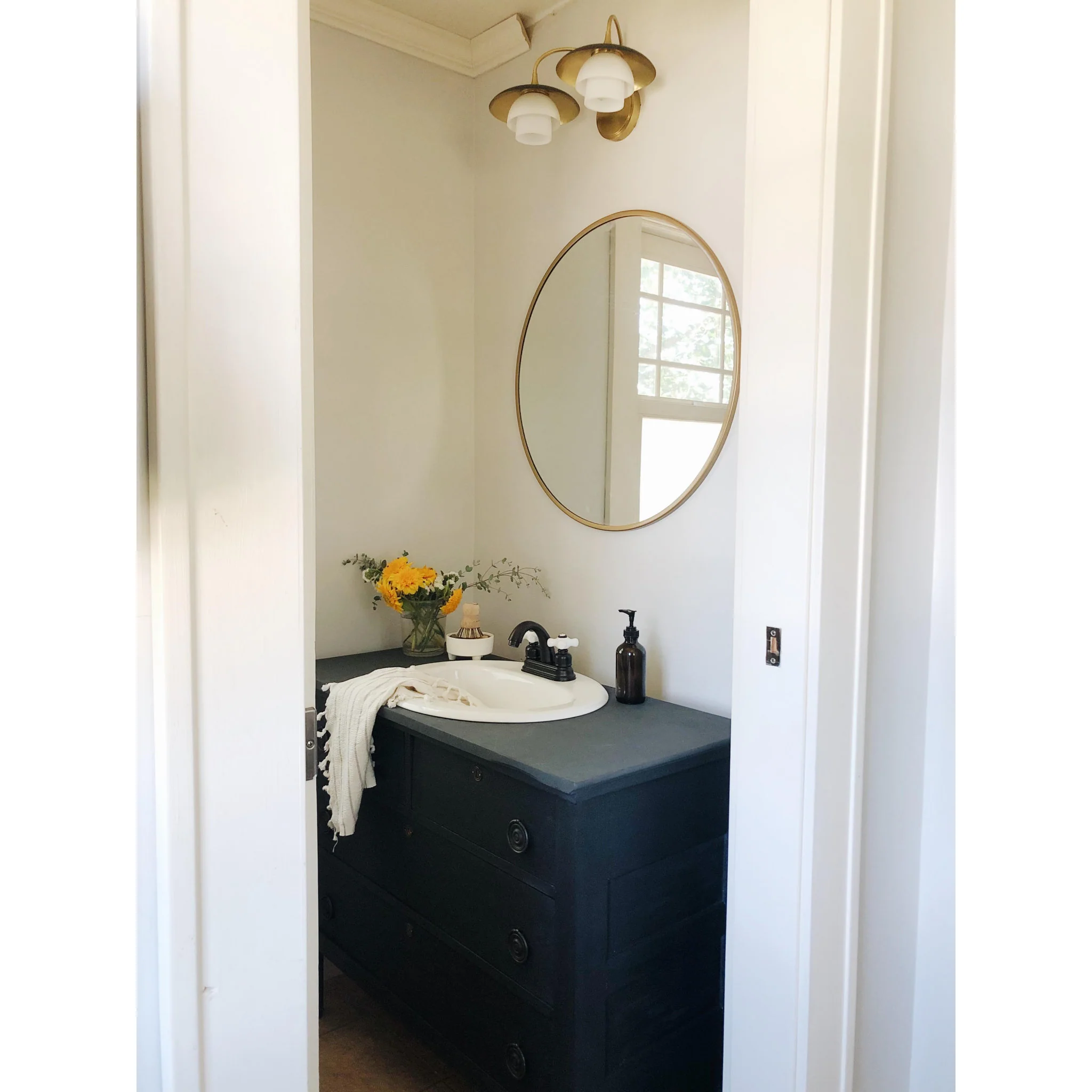 Barron 2-Light Bath and Vanity in  Aged Brass 18.5L x 18.5W x 8.25H - Image 8